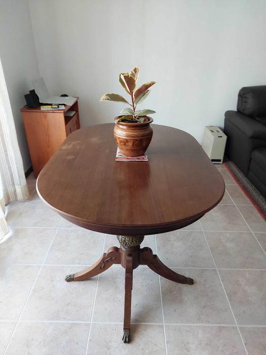 mesa e cadeiras sala de jantar estilo império