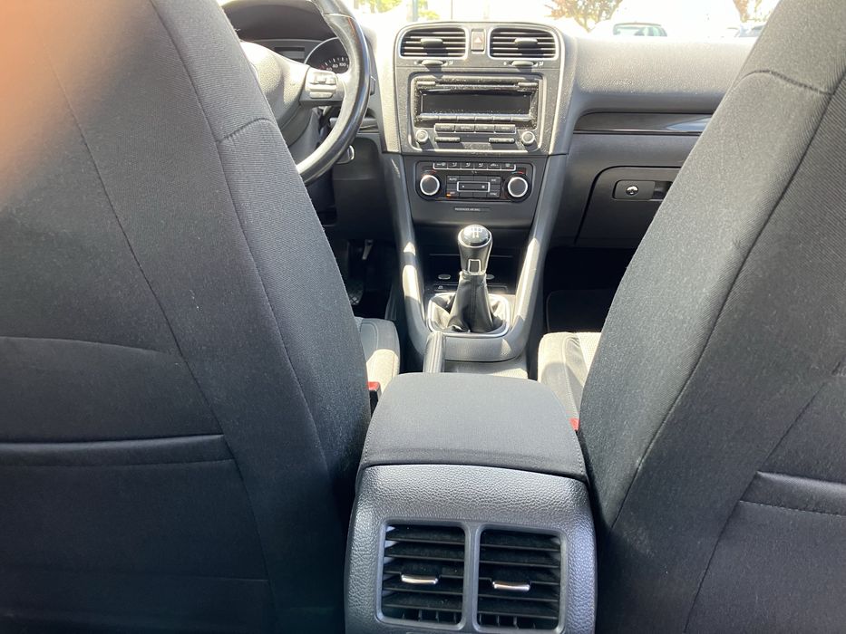 Volkswagen Golf Variant mk6 1.6 diesel - muito bem estimada