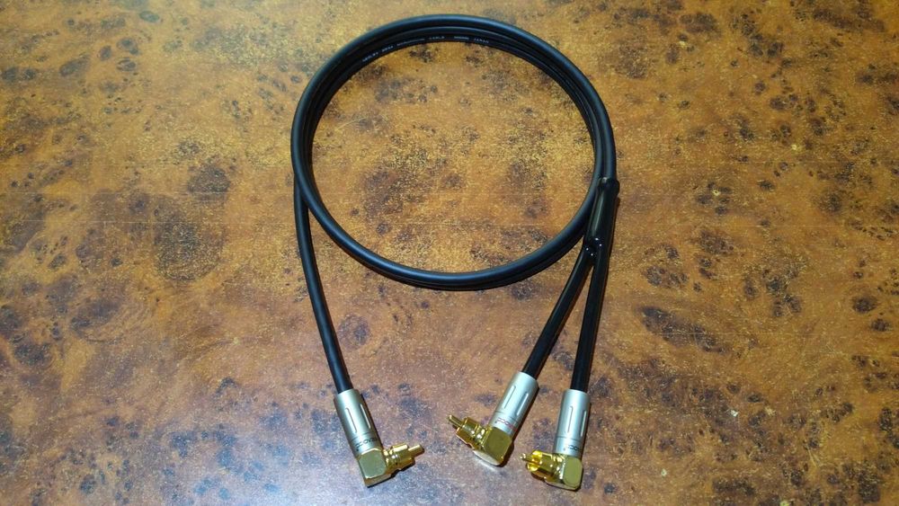 Hi-Fi сабвуферный Y-образный кабель RCA/2RCA Mogami W2534 (Japan)