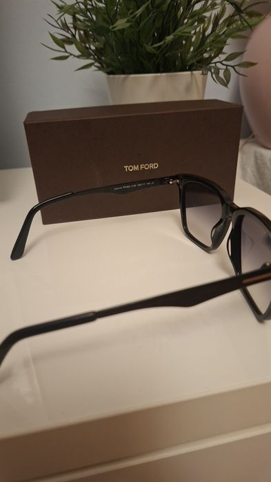 vendo óculos Tom Ford modelo garret TF862 01B