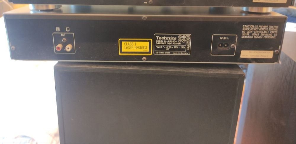 Zestaw audio (kolumny, wzmacniacz i odtwarzacz CD)