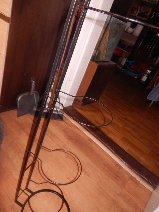 Wyprzedaż->Stojak na 4 piłki ORGANIZER PRZECHOWYWANIE PIŁEK 85,9 CM