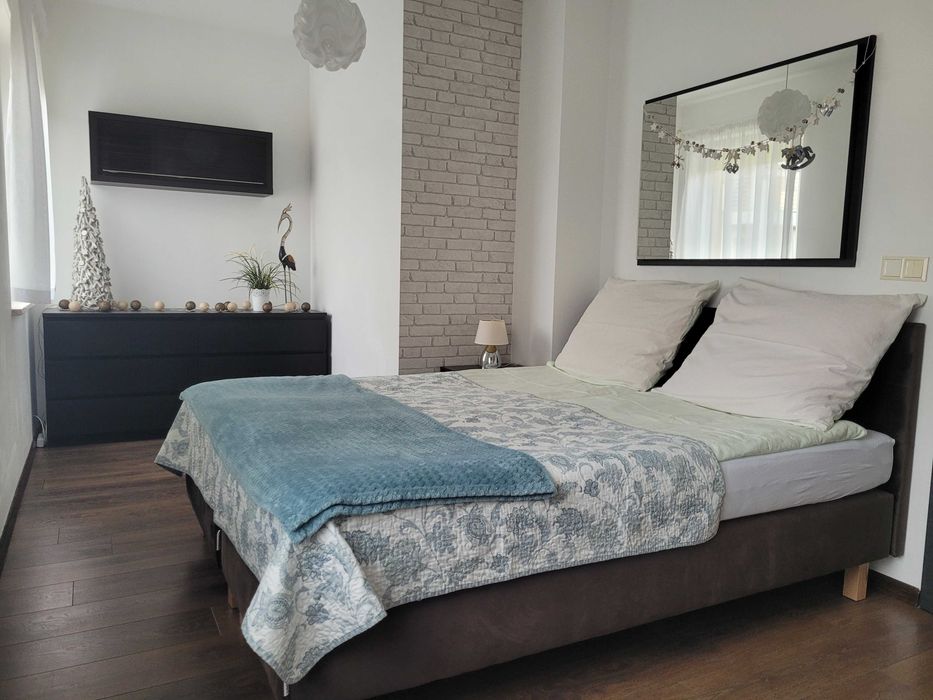 Apartament od 23.08,  2 pok, garaż.