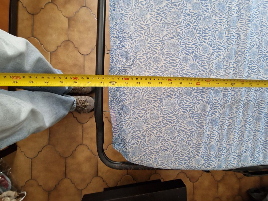 Sofa cama em muito blm estado