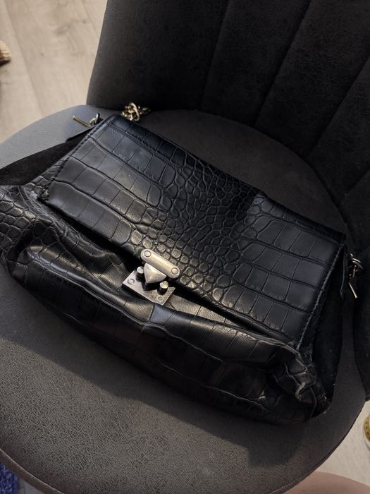 Сумка з ремінцем