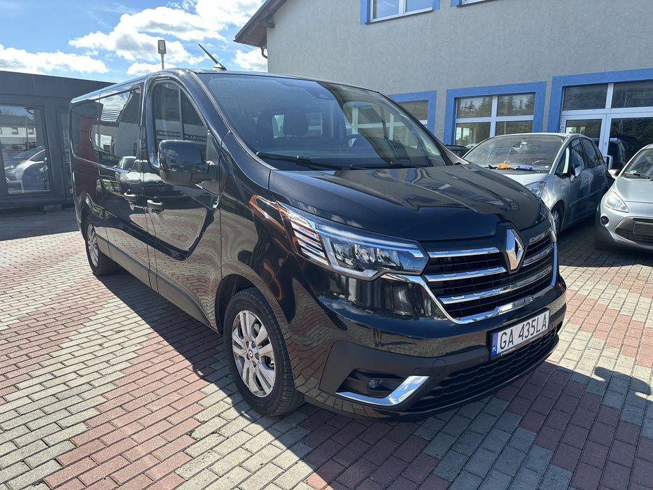 Wynajem Bus 9- osobowy. Renault Trafic 2,0 Dci Moc 150 KM. 2024 rok