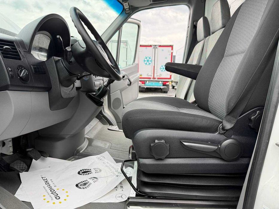 Mercedes-Benz Sprinter 2015p.