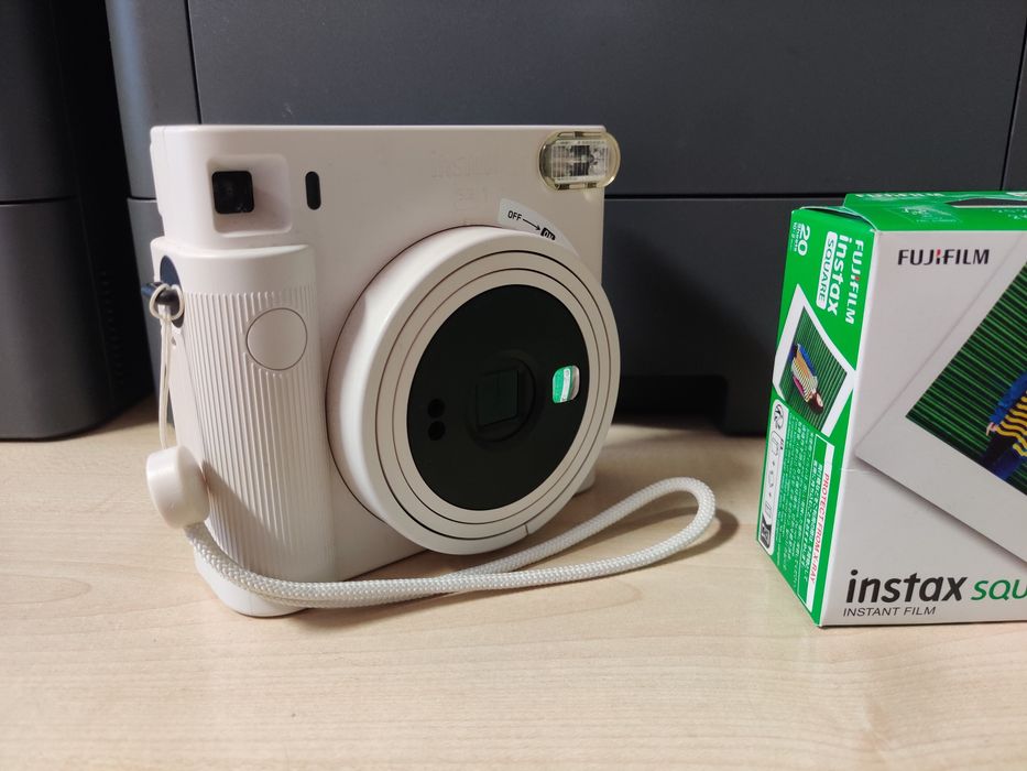 Instax square z jednym opakowaniem zdjęć