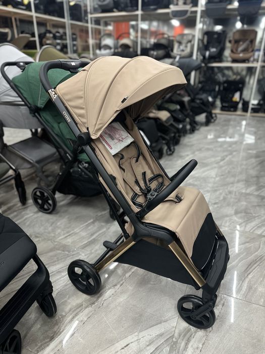 Прогулянковий візочок карело Carrello bravo nova evo cross magia cors