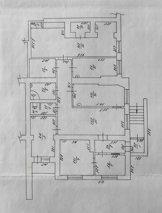 Продаж - обмін приміщення комерційного призначення в центрі м.Миргород