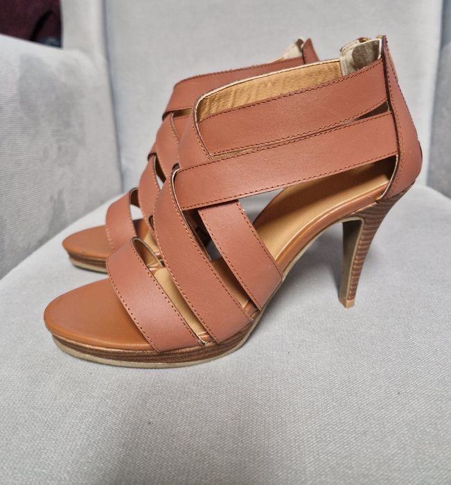 Buty Szpilki rozm 39