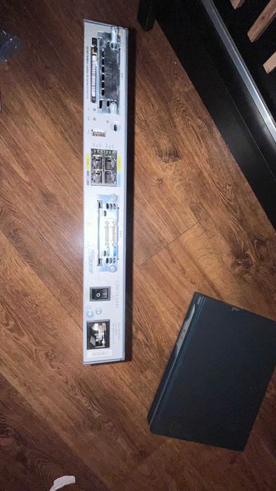 Router Cisco 1841