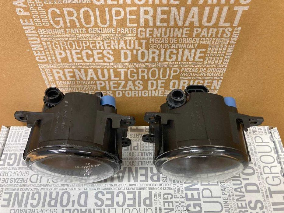 Противотуманні фари Рено Меган 3 Сценік 3 2003-2016