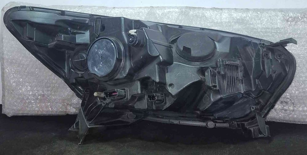 Ótica / Farol Esquerdo 260603859R - RENAULT CAPTUR I