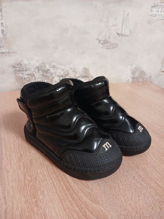 Угги для дівчинки