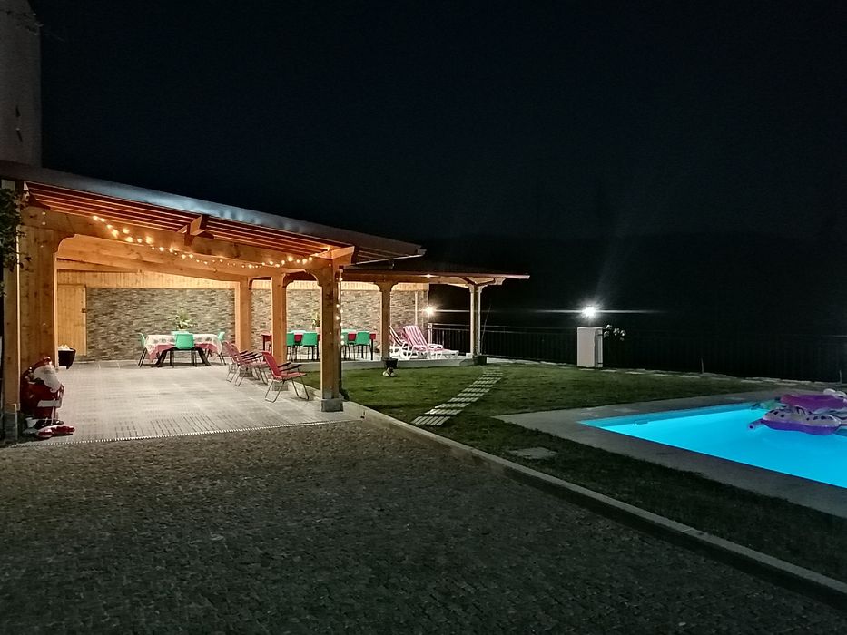 Alojamento Local com espaço para  festas, piscina e churrasco  - Lixa