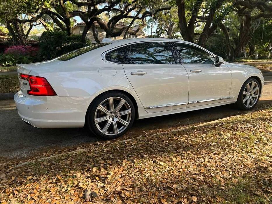 2019 Volvo S90 T6 INSCRIPTION