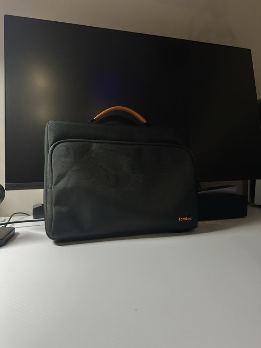Macbook Pro 14” 2021 M1 Pro 16GB/512GB + torba