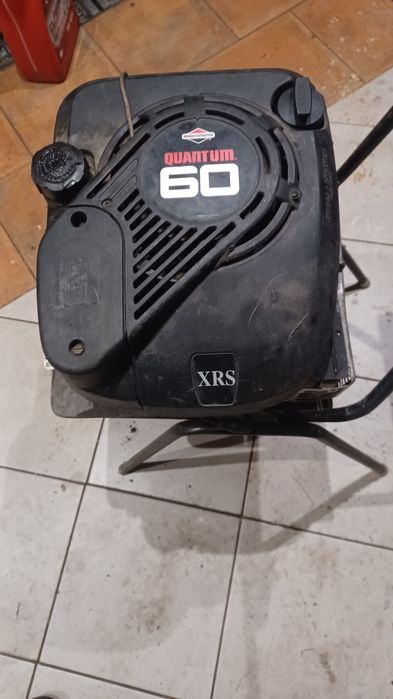 Silnik do kosiarki 6 km Brixa