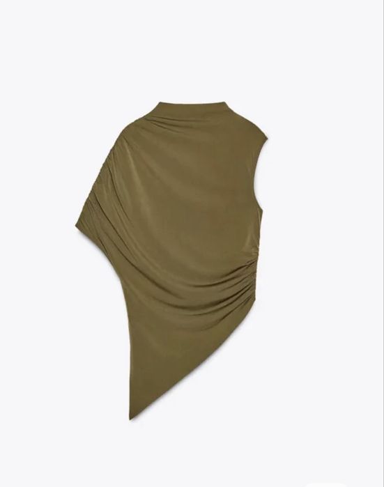 Топ Zara хакі. Дуже стильний. і гарний.