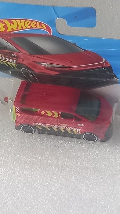 Ford performance supervan 4 hot wheels (TH) treasure Hunt