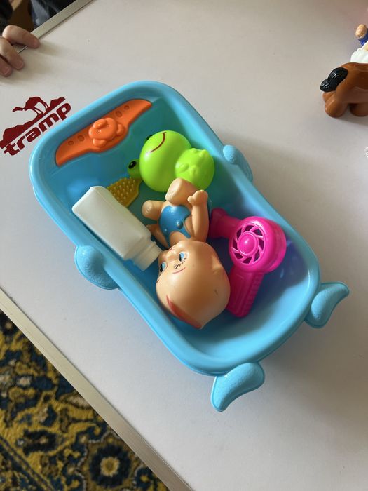 Іграшки для купання ванночка пупс