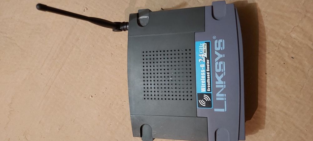 Linksys WRK54G Router64309736788227121