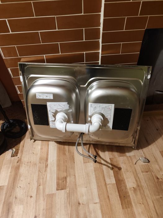 Zlewozmywak ,zlew kuchenny używany stan dobry z baterią