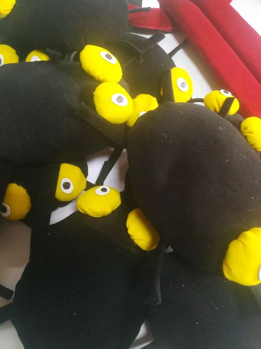 Ігровий реквізит Язик та Павуки
маска та павуки
маска та павуки