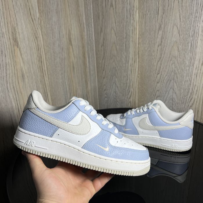 Продам жіночі оригінальні кросівки Nike Air Force 1Low (38р-24см)