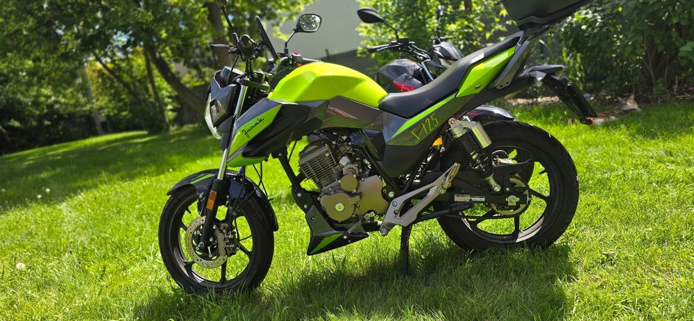 Junak S125 / 125 cm³ / rej. 2024 / przebieg ok. 900 km / kat. B
