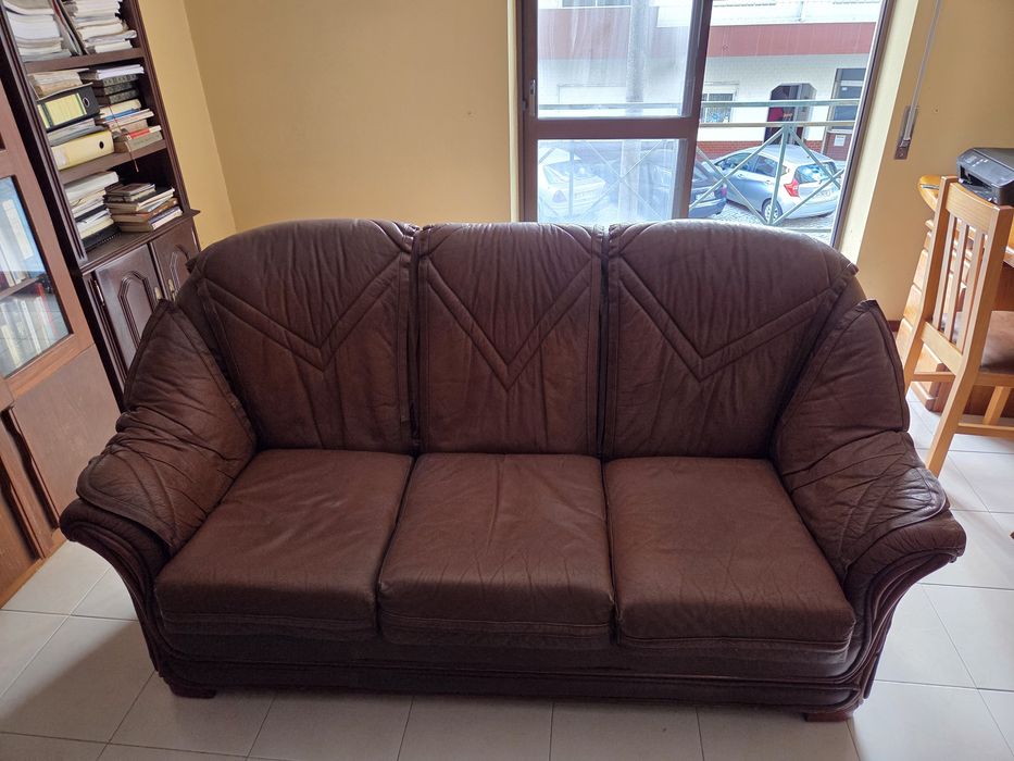 Conjunto de Sofás em pele