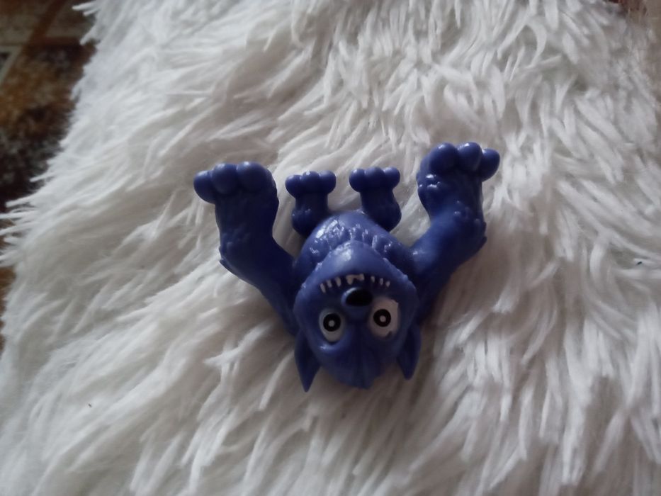 Figurka potworek monster