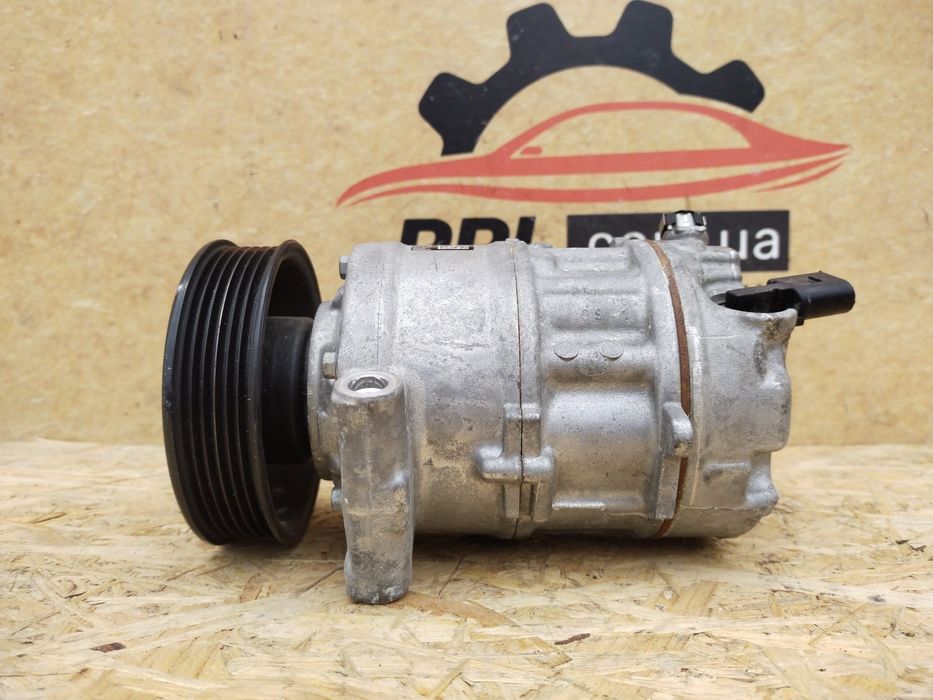 W Passat B8 14- Superb III Golf VII Компрессор кондиционера 5Q0816803D