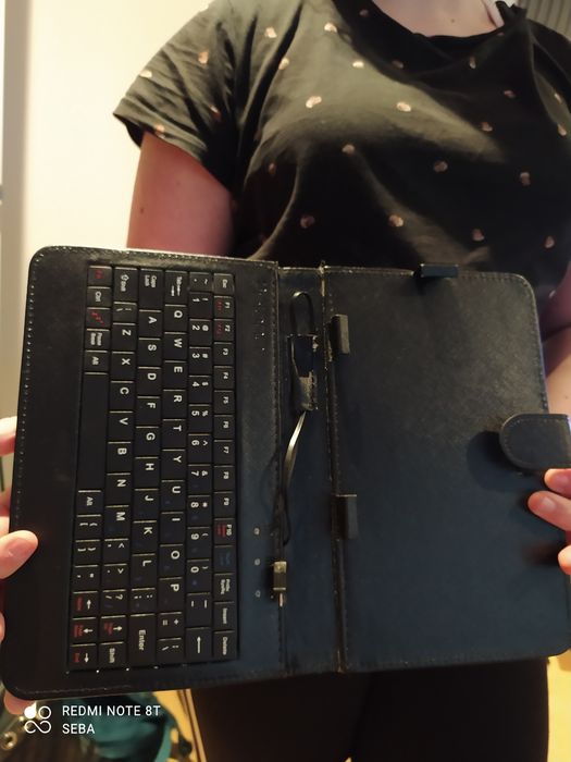 Kiano Etui-Klawiatura na tablet