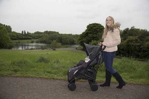 CuddleCo Śpiworek Na Nosidełko Okrycie na nóżki 2w1 Comfi-Cape