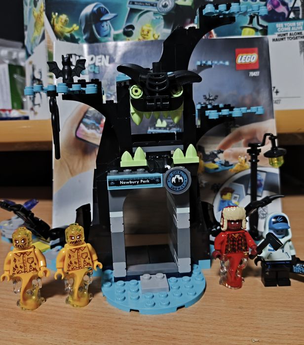 Lego hidden side 70427