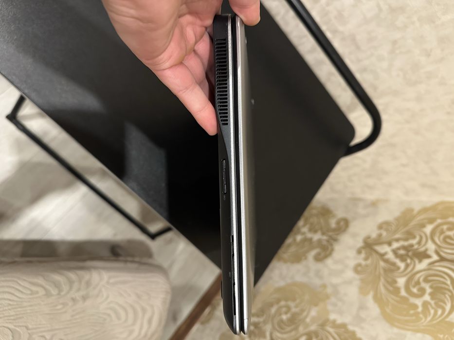 Ноутбук Dell latitude E7440