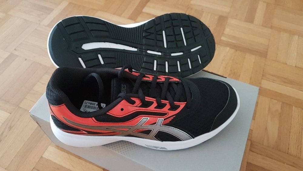 Кроссовки Asics Stormer GS 39,40 размеры,оригинал.