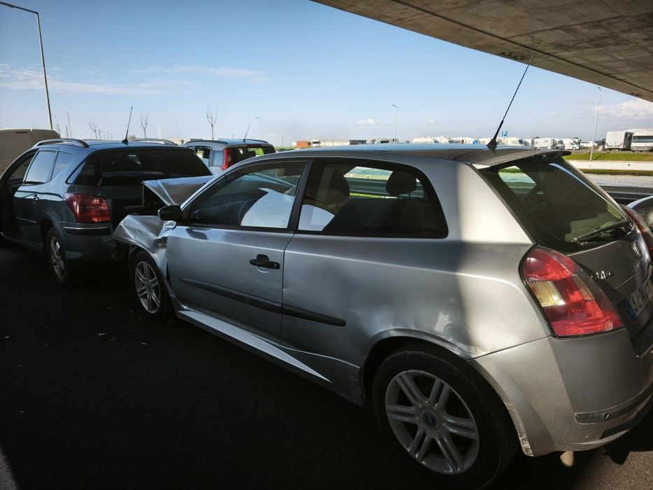 Para peças Fiat Stilo 3P 1.4 GPL