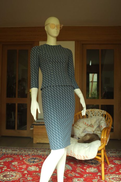 niebieski komplet Pretty One Warsaw garsonka ołówkowa spódnica 34