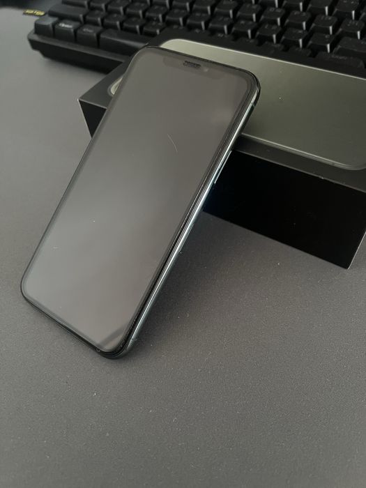 iPhone 11 pro / 256 GB — хорошее состояние