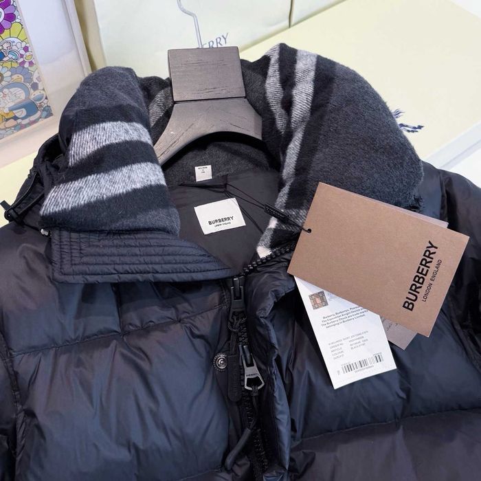 BURBERRY ダウンラグ 150x70cm BURBERRY ダウンラグ 150x70cm