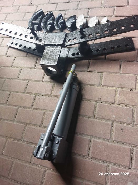 Giętarka hydrauliczna do rur stalowych