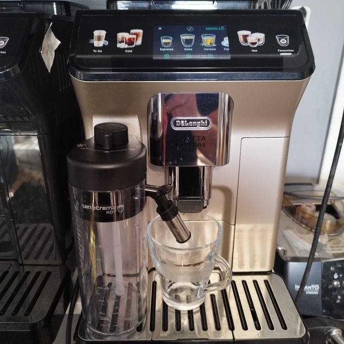 Delonghi Eletta Explore  ECAM 450.65 G lub S  connect  cold brew 19bar