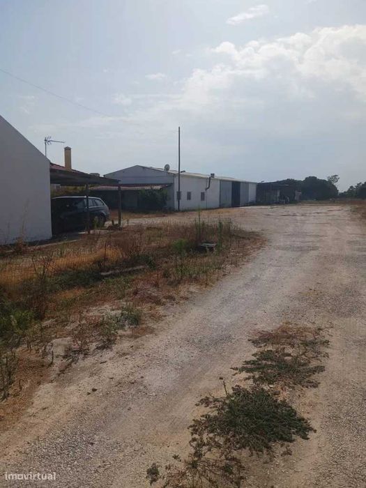 Terreno misto com excelente viabilidade de construção – Pinhal Novo