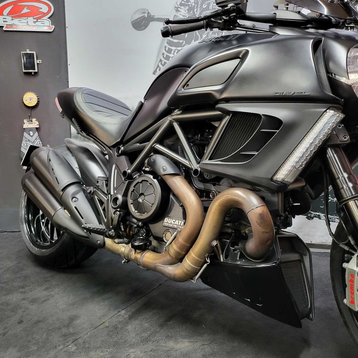 Ducati Diavel 1200