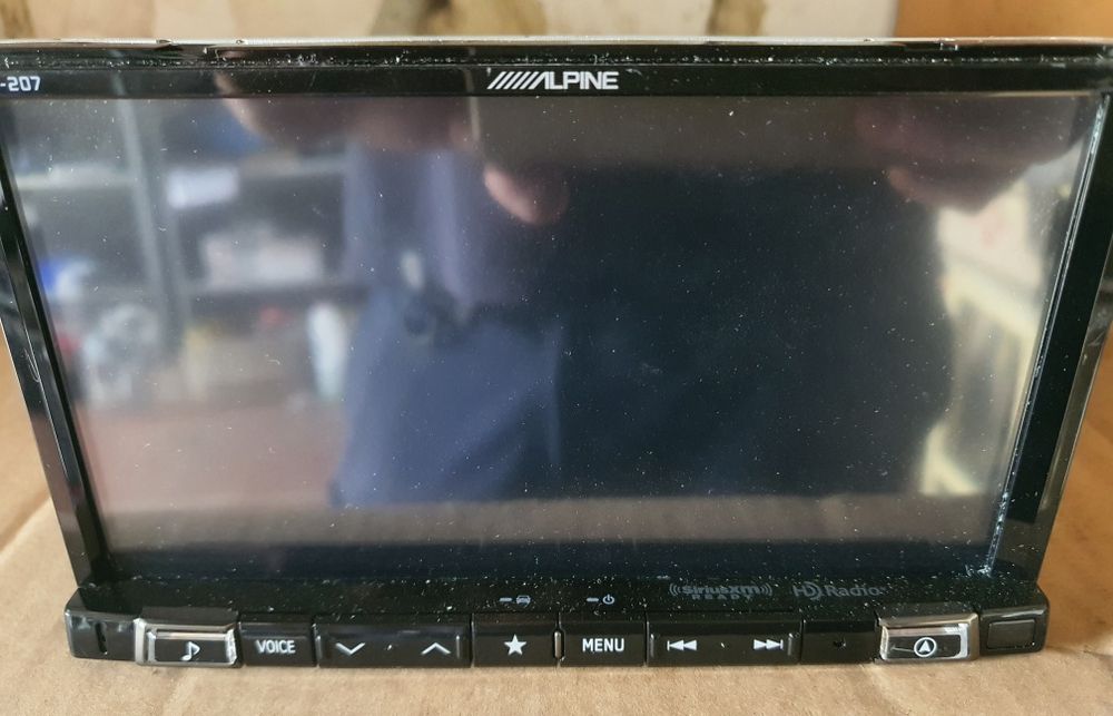Alpine iLX-207  7"