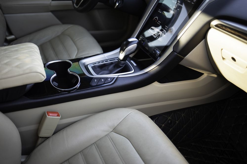 Ford Fusion White Platinum Pearl