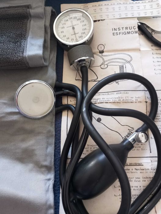 Medidor de pressão arterial, tensiometro antigo